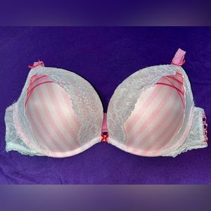 Victoria’s Secret Push Up Bra 36C